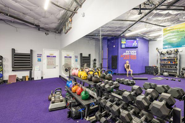 Functional Training zone: KB's, Dumbbells, Sand Bags, Assault Bike, Battle Ropes, TRX straps and much more...