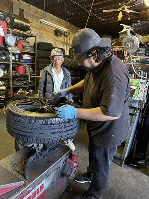 Fernando's Tire Service