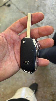 Kia key cut and program