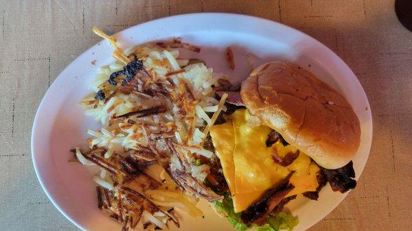 Bacon cheeseburger and hash browns