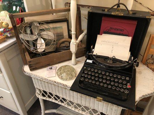 we love vintage typewriters