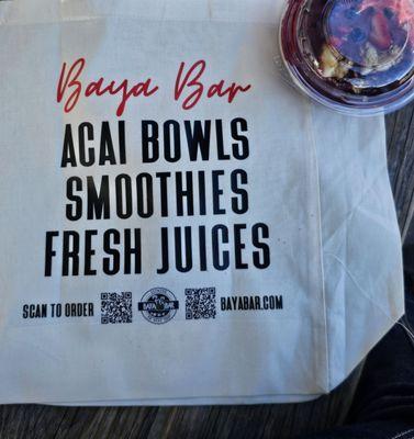 Giveaway- Baya Bar Tote & Acai Bowl