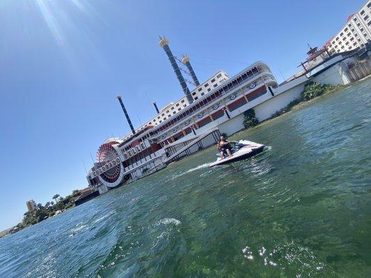 Cruising through laughlin strip