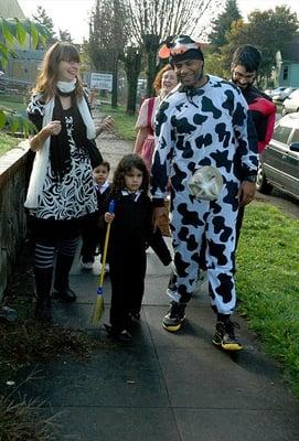 Reverse Trick or Treating.  Nice utters...