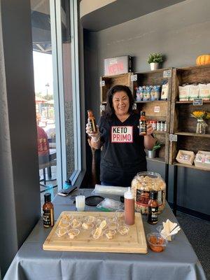 Keto Primo passing out samples of their Keto BBQ sauce!