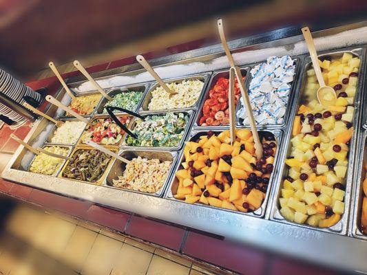 Our fresh and healthy All You Can Eat Fresh Food Bar is loaded up for you and your crew! Swing by Shoney's to enjoy some homestyle staples!