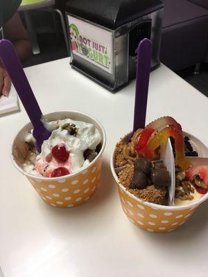 They have dividers so you can try 4 diff flavors in one cup...sooo delicious, we will def be back!