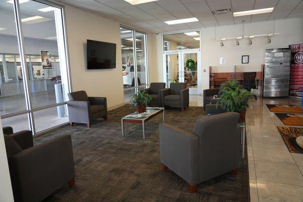 Casa Autoplex Customer Lounge