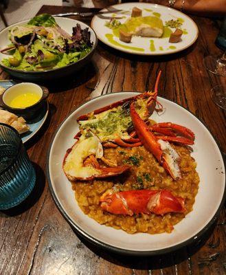 Arroz de bogavante corvina and salad