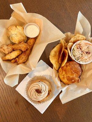 Fried Chicken & Biscuit, Pulled Pork Sandwich & Chips, and Toffee Pecan cupcake (*all Gluten Free*) ~ Sunflowers Bakery & Cafe