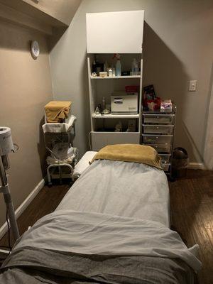 Facial room