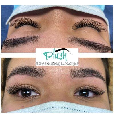 Natural lashes with medium length.