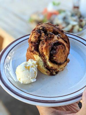 Cinnamon roll with walnuts, who chooses toast over this?