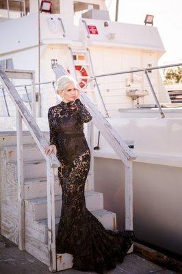 Planner @lizzylizevents Yacht @legacycruisessd Photo @linandjirsa Dress @lagunabridal