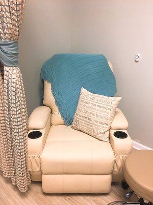 Our heated massage chairs ensure a comfortable place for you to relax and unwind during your Vitamin Infusion Treatment