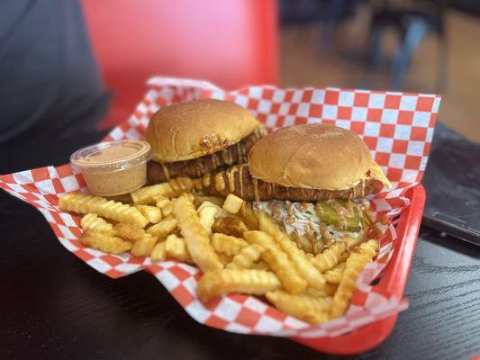 Combo 1 : 2 chicken sandwich with fries