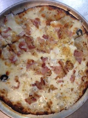 Chicken bacon ranch pizza!