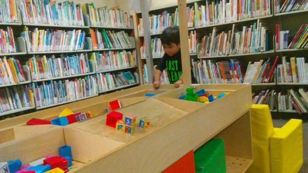 Books and block table