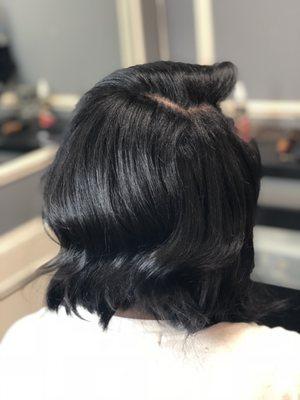 A Simple wavy messy bob will always turn heads at Houston Weaves.
 #Houstonweaves