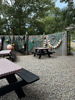 Outdoor eating and play area