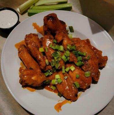 Buffalo chicken wings