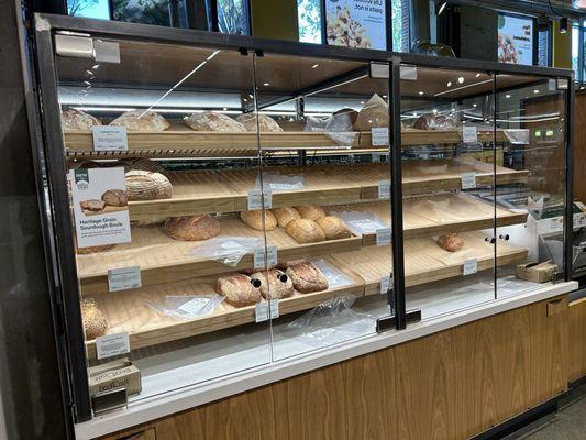 New bread pantry case