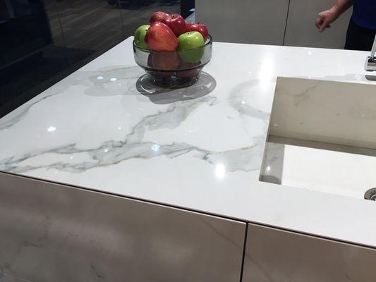 Quartz countertop