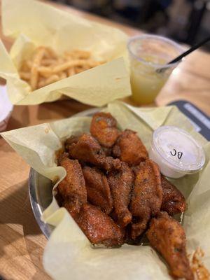 Bandito wings and Fries