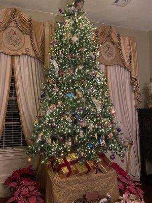 Main parlor Christmas tree