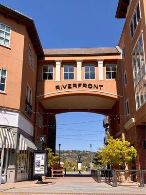 04.18.21 Riverfront promenade by the Napa River Trail