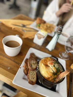 Baked Eggs a la Francaise