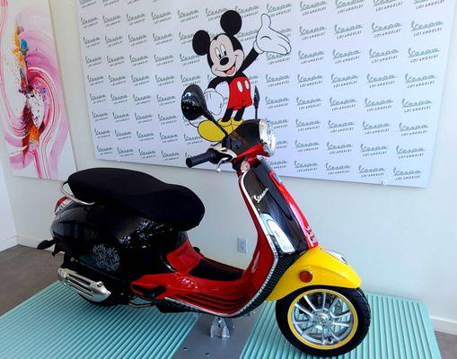 2023 Limited Edition - Official Disney, "Mickey Mouse" Vespa.