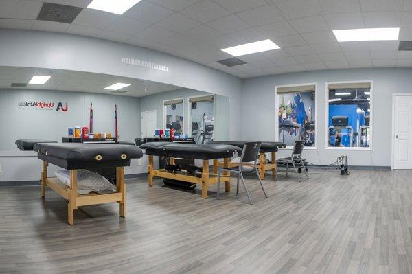 Physical therapy treatment room used by Upright Athlete