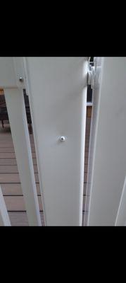 Put a screw in a PVC not supposed to