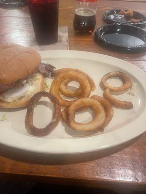 Steak sandwich and onion rings