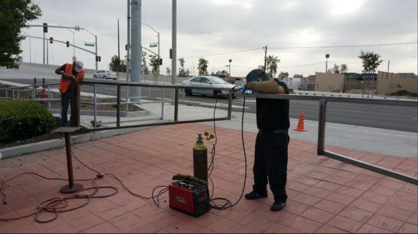 Electric gate.
Gate automation 
Corona gate Repair