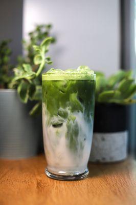 Iced Matcha Latte with Almond Mill