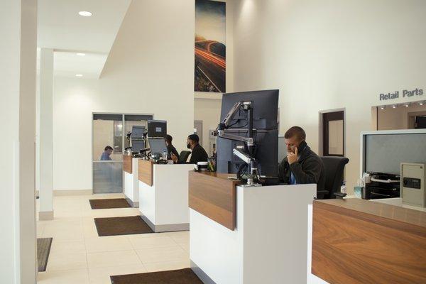 Service center - Here you will meet with your service advisor.