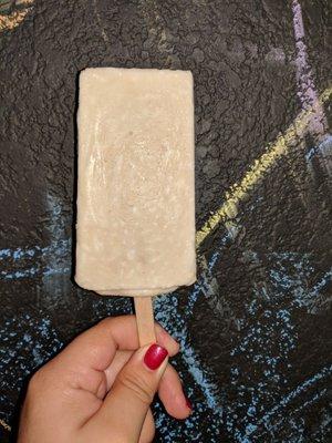 The arroz con leche paleta, so yummy!