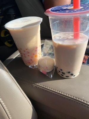 House Milk Tea,Banana Milk Tea,Peach Fruit Tea,vanilla bean macaroon.loved loved the peach fruit tea 10/10 recommend this place