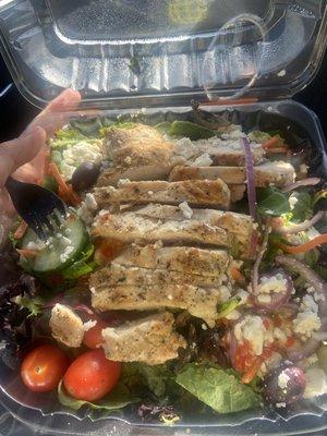 Greek salad with chicken