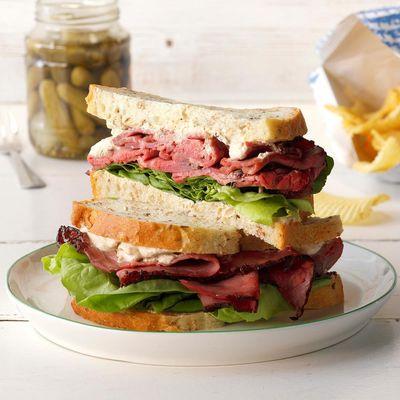 Roast Beef and Cheddar Cheese Sandwich