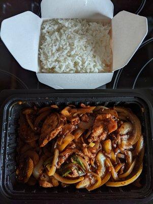 Delivery: #25 Black Pepper Chicken with Onion for $13.50.