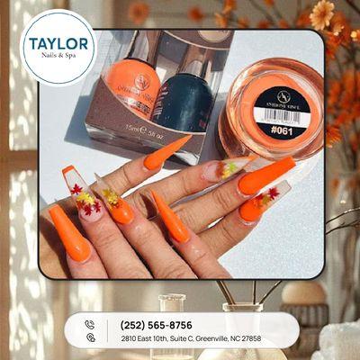 Embrace the warm hues of fall with our stunning orange autumn nail design!  Perfect for cozy days and festive nights.