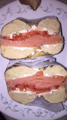 Nova lox - scallion CC and tomato on an everything bagel