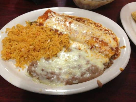 Beef burrito with rice and beans