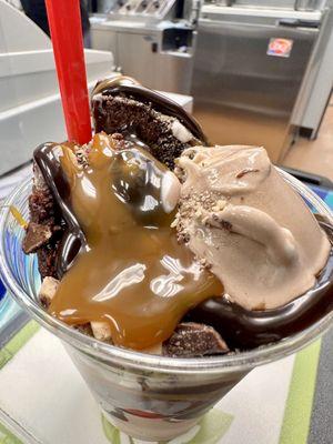 Caramel ice cream