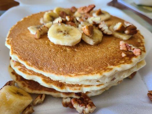 Banana nut pancakes