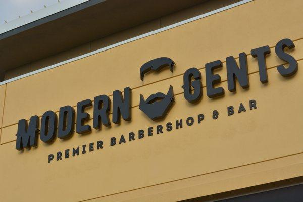 Modern Gents Premier Barbershop & Bar in the  University Park area of Lakewood Ranch directly next to UTC shopping mall!