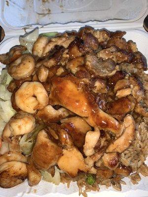 Chicken and shrimp with fried rice